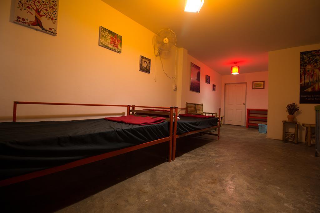 Hug Chang House Чиангмай Екстериор снимка
