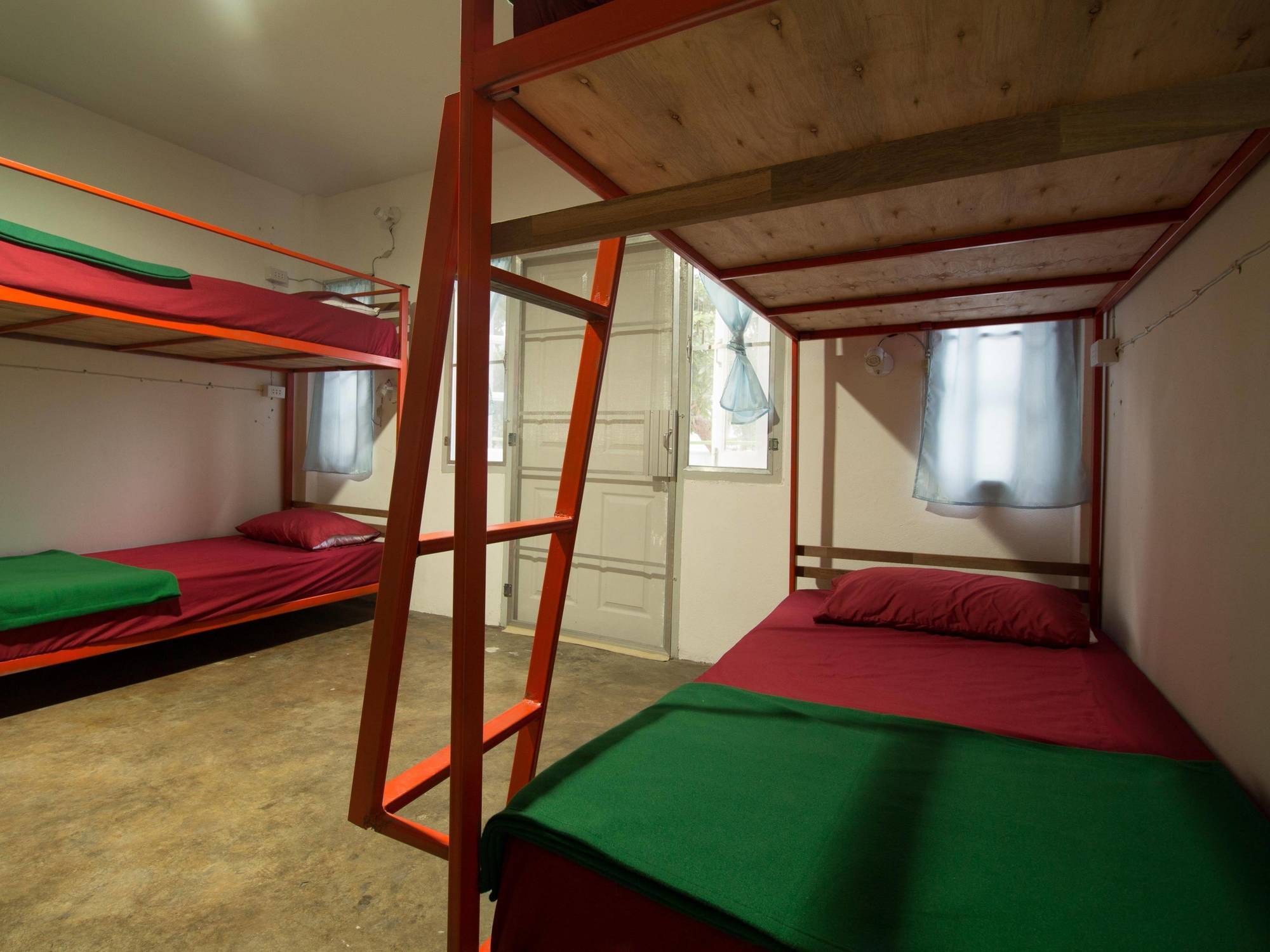 Hug Chang House Чиангмай Екстериор снимка